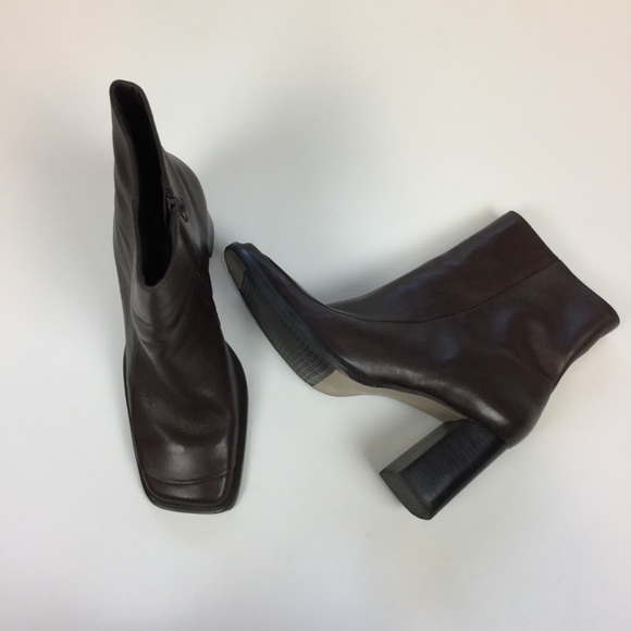 Bruno Vanenti Shoes - Bruno Valenti Brown Boot 8 M Heel Bootie Leather